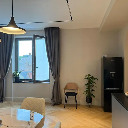 Lägenhet Cosmopolitan Nest Cluj-Napoca